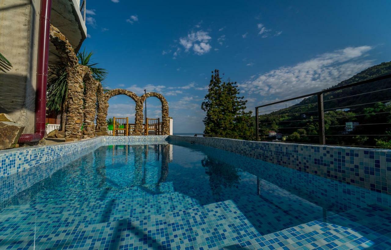 Aniva The Hotel บาทูมิ ภายนอก รูปภาพ